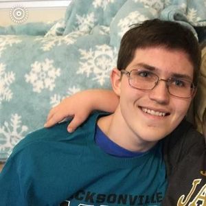 Meet your Posher, Larson